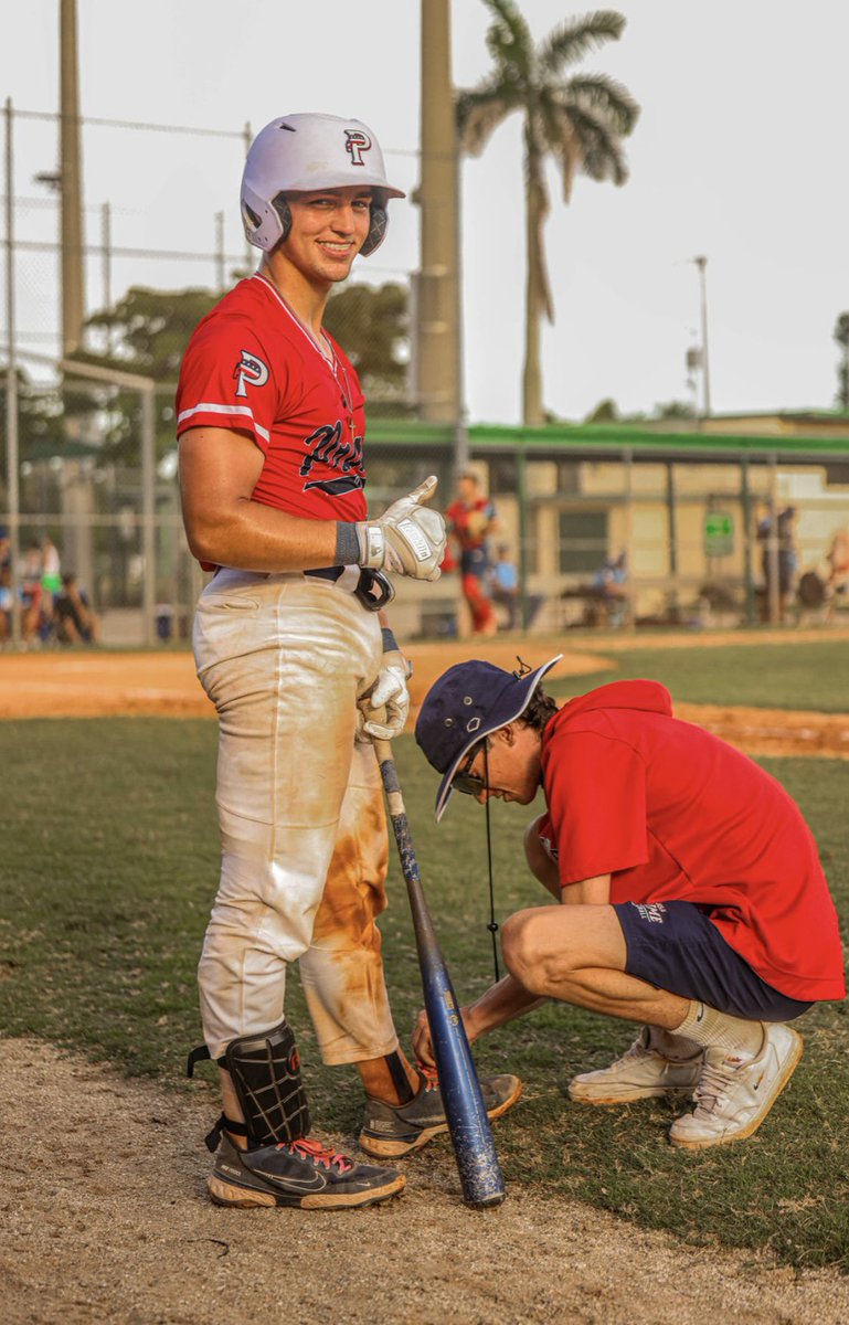 tommydamon2's tweet photo. Extremely grateful for the opportunity to coach @USAPrimeMI17u over the past two summers! 

Very cool experience playing around the country and helping our guys get to the college level. I couldn’t have asked for a better group to work with on and off the field!

#primeontop https://t.co/WwO9LrsdFG