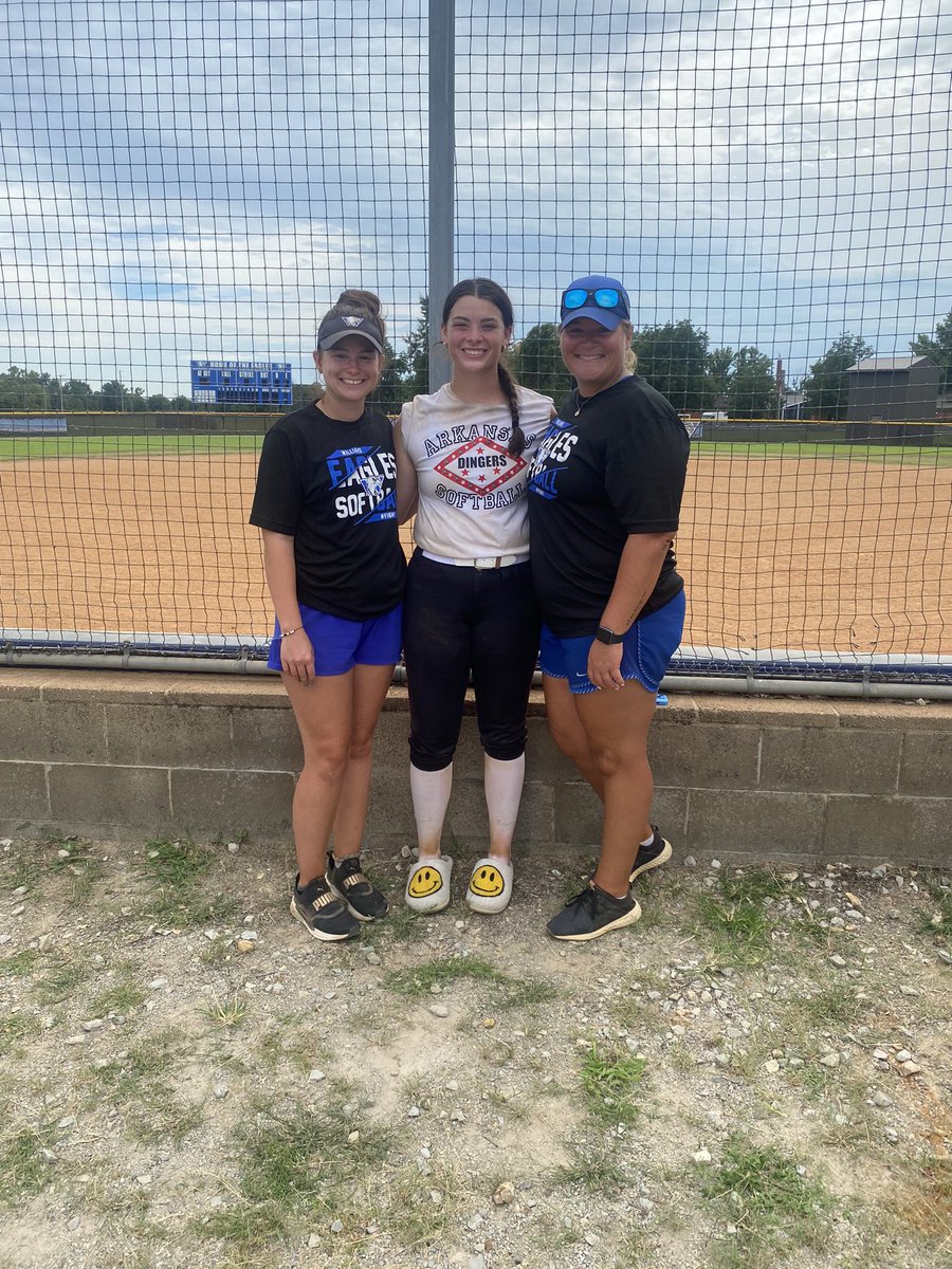 AvaBrock2025's tweet photo. Had a great time at Williams Baptist Softball Camp. Loved getting to know the players and seeing the beautiful campus. Thanks Coach Nutt! https://t.co/cOTrNcj711