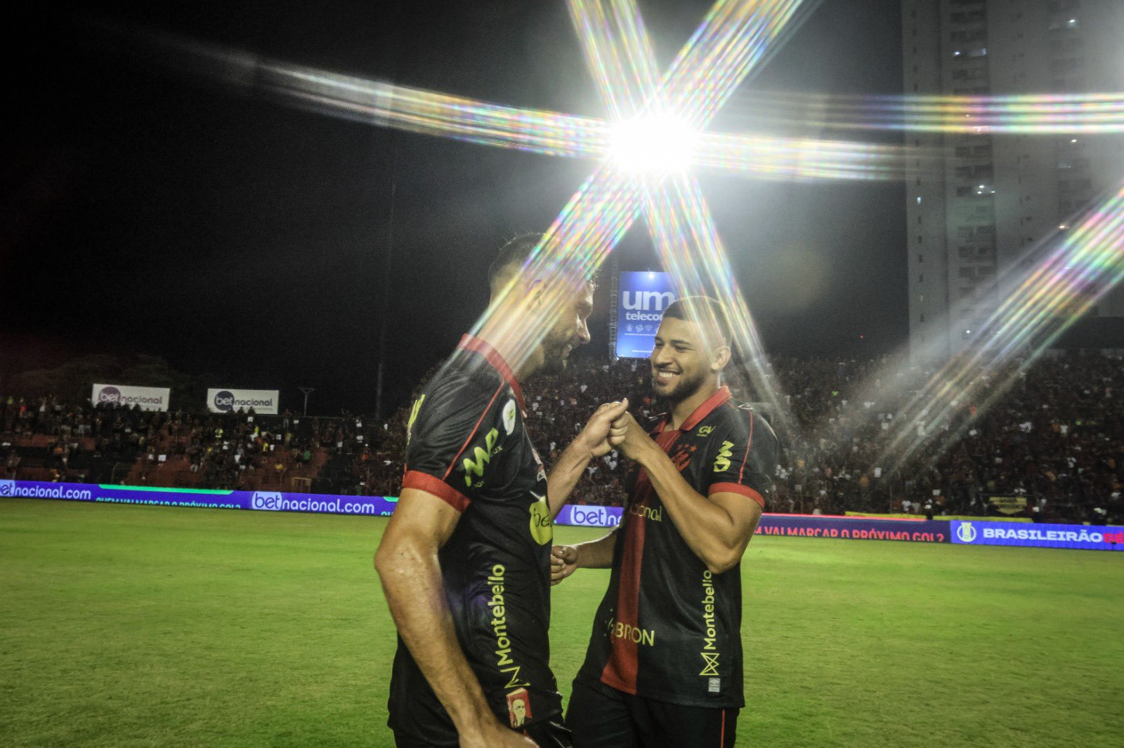 Sport Club do Recife on X: Ganhamos, seu Sidney! 🖤 Obrigado por ser Sport  e encantar gerações ao seu redor. Bom descanso e nossos sentimentos a toda  a família. / X