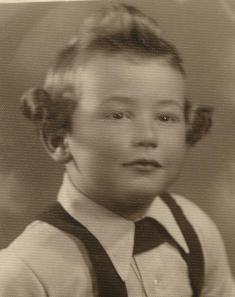 6 August 1934 | A Czech Jewish boy, Petr König, was born in Prague.

He was deported to #Auschwitz from #Theresienstadt Ghetto on 6 October 1944. After the selection he was murdered in a gas chamber.