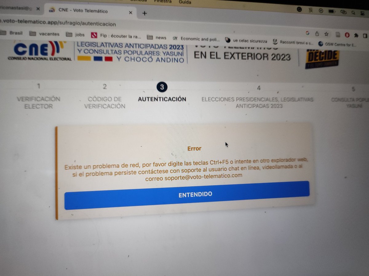 atecast's tweet photo. @cnegobec @radio_pichincha @Expresoec @ExaFmEcuador @el_telegrafo @lahoraecuador @lahistoriaec @LaPosta_Ecu @radioquitoec @radiolacalle @24HorasGYE Llevo 30 intentos y aún no puedo votar. De qué normalidad hablan? https://t.co/vJht32tZ3i