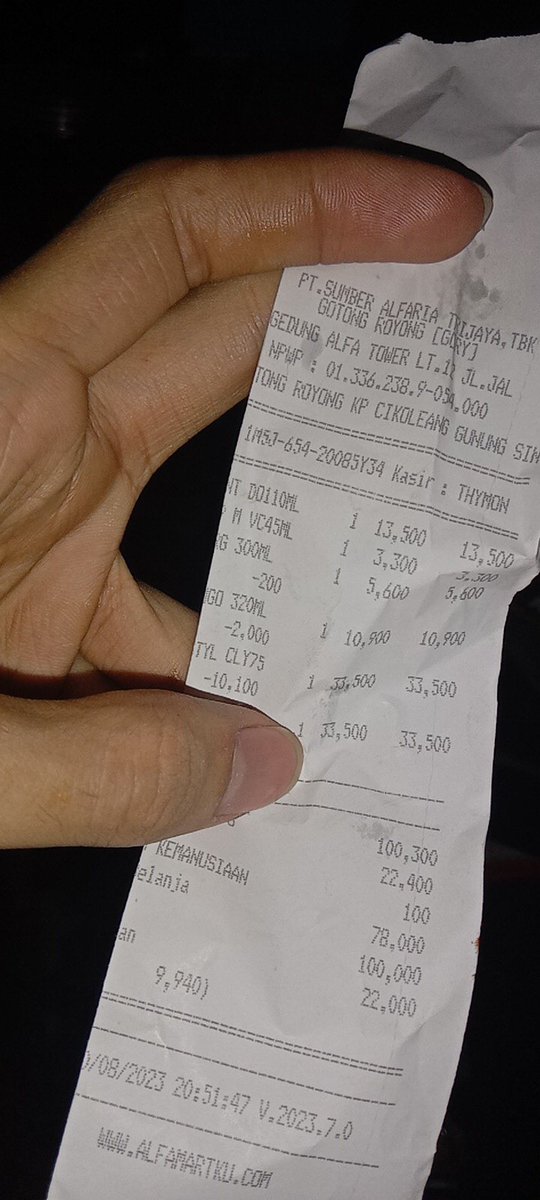 iniadir's tweet photo. knp struk alfamart gini sik kan jadi susah bacanya, apalagi waktu itu juga pas beli dapet struk yang singkat jd bingung bacanya https://t.co/ILUARJvIhy