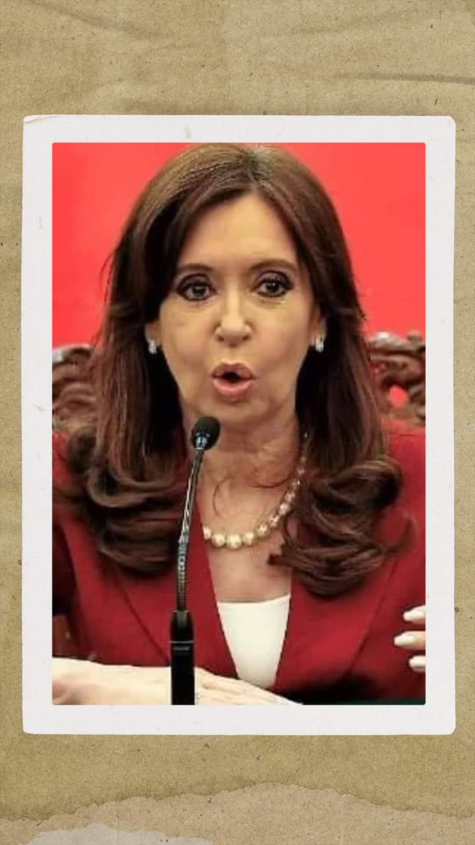 Walterk17583836's tweet image. Cuando te digan que es chorra,acordate que con ella comias,tus hijos estudiaban,los jubilados recibían los remedios,vos trabajabas,viajabas y eras más feliz!!!
No pido que la ames...
Te pido que te ames✌✌