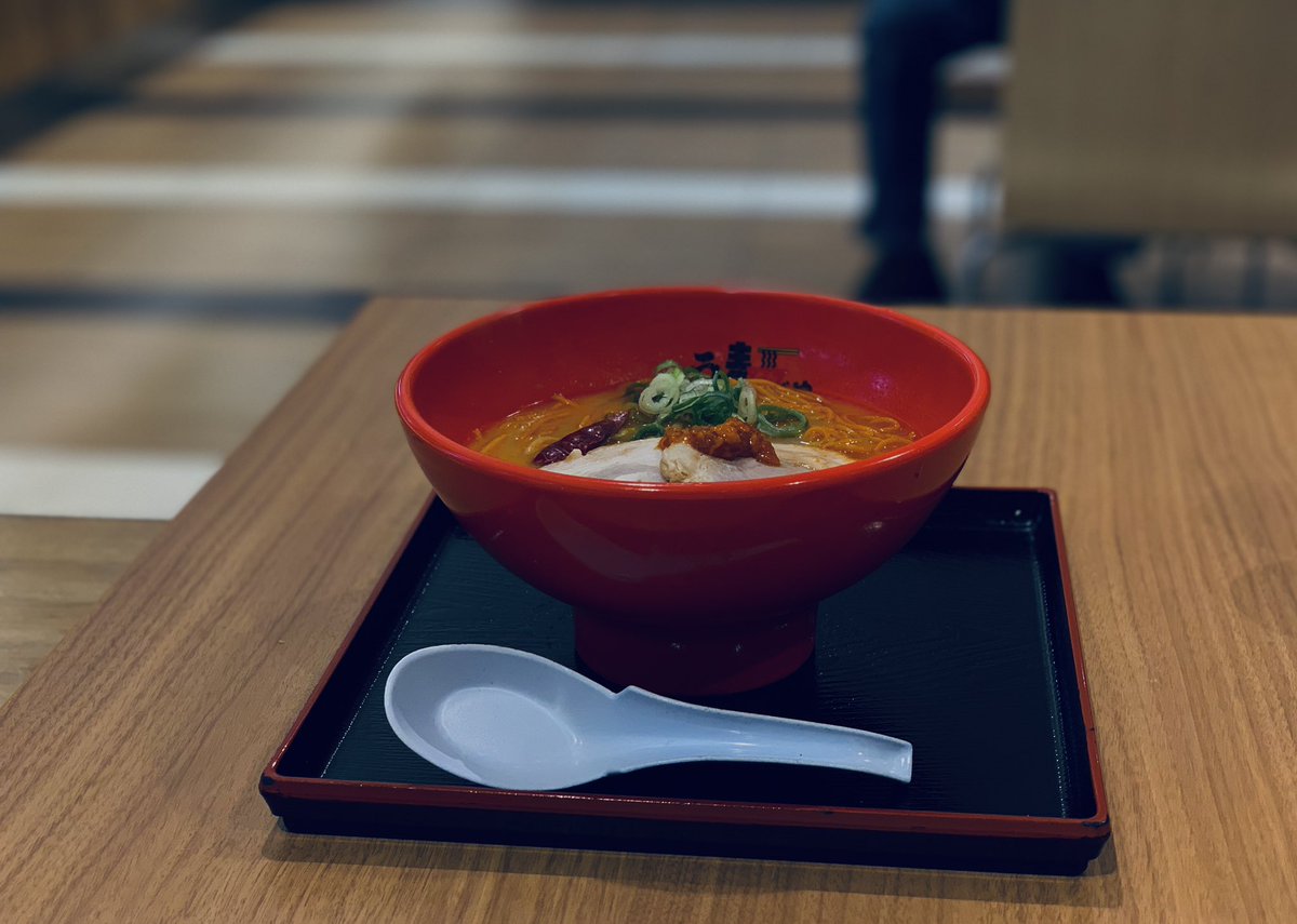 nozo_168997's tweet photo. ポストサボりがちなのに、自炊もサボりがち。
赤鬼ラーメン(ピリ辛)で、気合い入れ直し。 https://t.co/xIvrBPkXKb