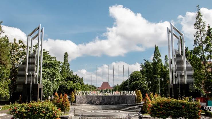 narraeraa's tweet image. RATA-RATA SKOR UTBK UGM 2023 

a thread