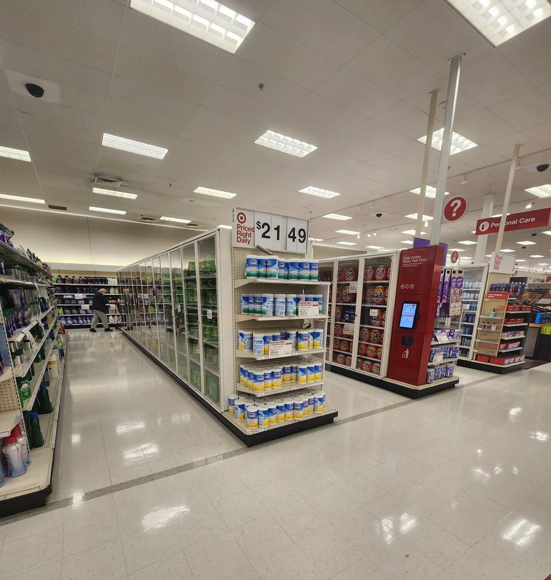 ManSitChoAzzDown tweet media