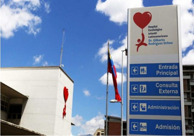 El 20 de agosto de 2006, el Presidente Hugo Chávez Frías inaugura el Hospital Cardiológico Infantil Latinoamericano Doctor Gilberto Rodríguez Ochoa, en Montalbán, 
Caracas .<a href="/_LaAvanzadora/">Yelitze Santaella</a> 
.<a href="/aquilecastro/">ElSurTambiénExiste</a> .<a href="/Gabrielasjr/">Gabriela Jiménez</a> 
.<a href="/Mippcivzla/">mippci</a> .<a href="/NepRadio/">Neptalí Hernández</a> 
.<a href="/Mincyt_VE/">Ministerio del P. P para Ciencia y Tecnología</a>