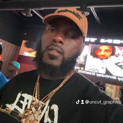 Uncut_Graphics's tweet image. #NewProfilePic