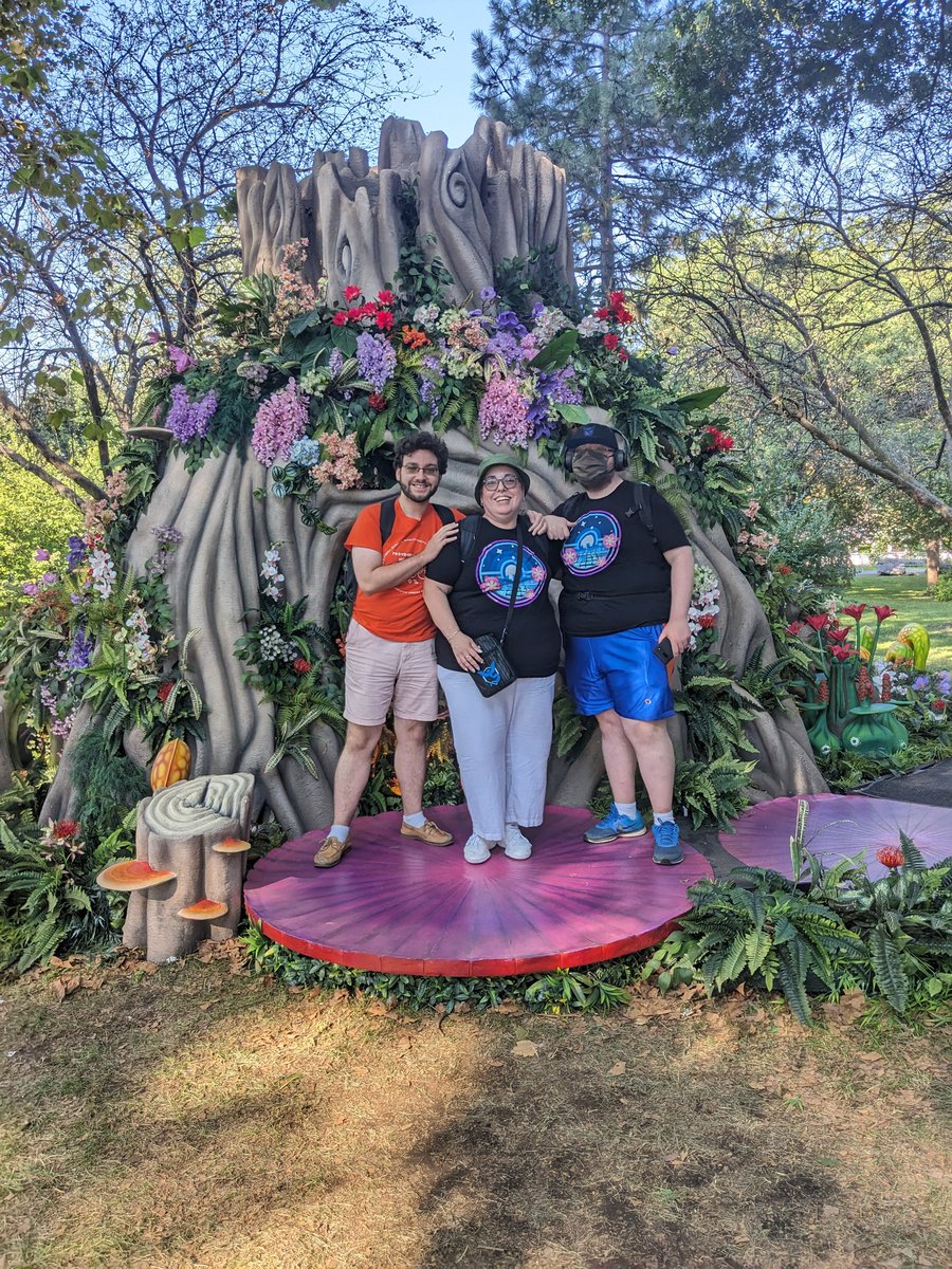 Raysammy's tweet photo. Lomax Clan at #PokemonGOFest2023 https://t.co/XpoejH3DLc