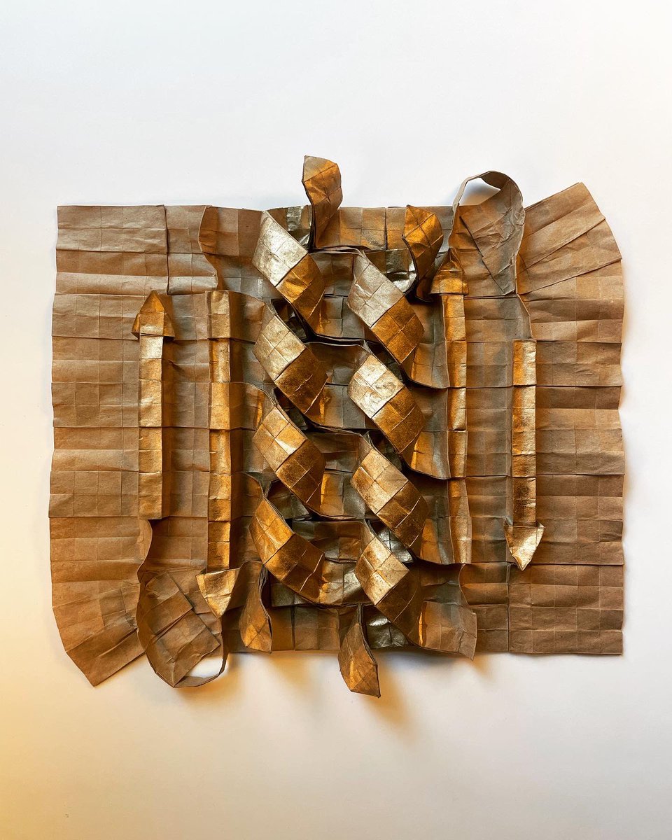 People sometimes ask me if there is overlap between origami design as a hobby and protein design as a job: the answer has historically been no, until now!
