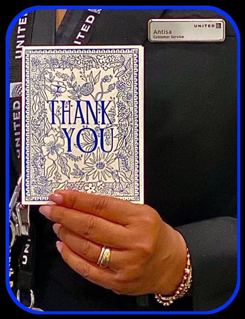#GoodLeadsTheWay very much in evidence @LHR with our Antisa receiving some amazingly kind words of appreciation & thanks for the support she gave to an extremely nervous flyer on our LHR-EWR service in July. Well Done Antisa from us all. @aaronsmythe @WeAreUnited #BeingUnited