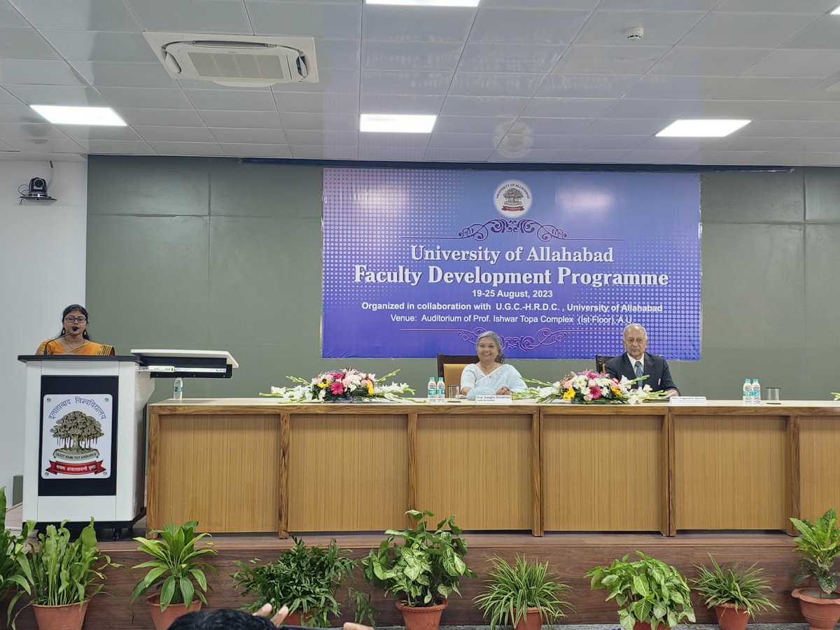 UoA_Official's tweet photo. The eminent speaker for 1st session of  2nd Day of 7day F.D.P., alumnus of @UoA_Official Shri Yogendra Narain, I.A.S. (Retd.), Chancellor, H.N.B. Garhwal University, Former Defence Secretary of India, Chief Secy of U.P. ,  Former Secretary General of Rajya Sabha.@ugc_india https://t.co/8ioDlpHc9l