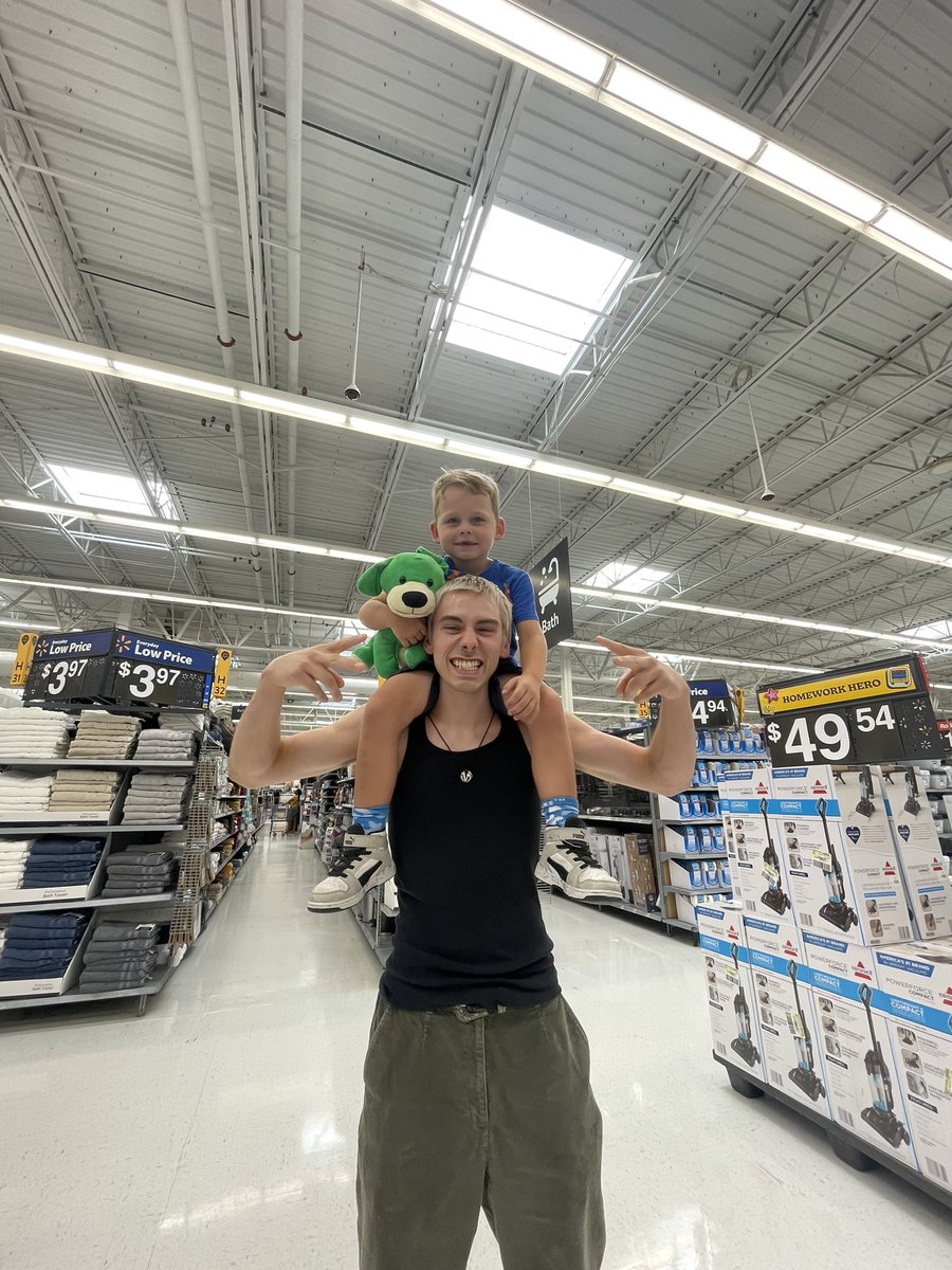 bro said cop tickets eventbrite.com/e/heelix-w-dal…
august 25th, pull up! <3