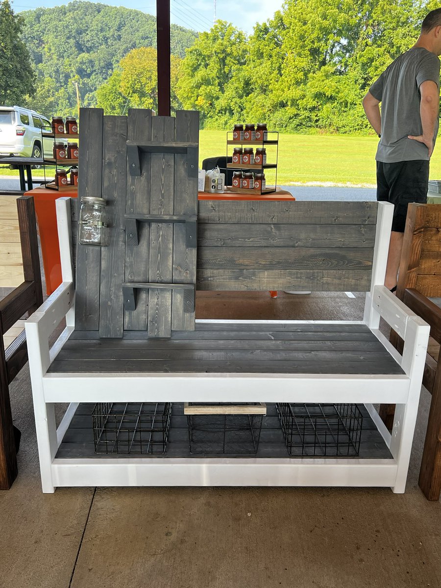 One of our double #shelf #benches #stained #with #aged #barrel #alomg #with #one #of #our #masonjar #shelf #clarksvilletennessee #nashvilletn #pleasantviewtennessee #nashville_tn #springfieldtennessee #nashvilleteacher #ashlandcitytennessee #nashvillelife #nashvilletennessee