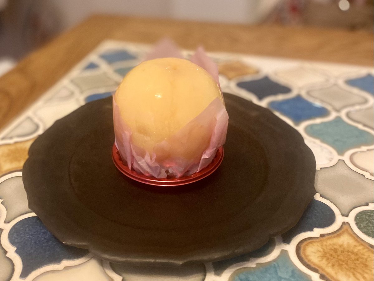 gdkziueblpy's tweet image. シンプルにして完璧な桃のタルト