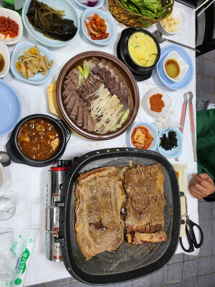 맛있는 저녘은먹었는데..그냥자야하나