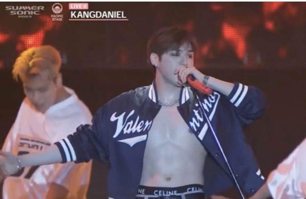 DonttouchMy__'s tweet image. 얘들아 나 돌겟다