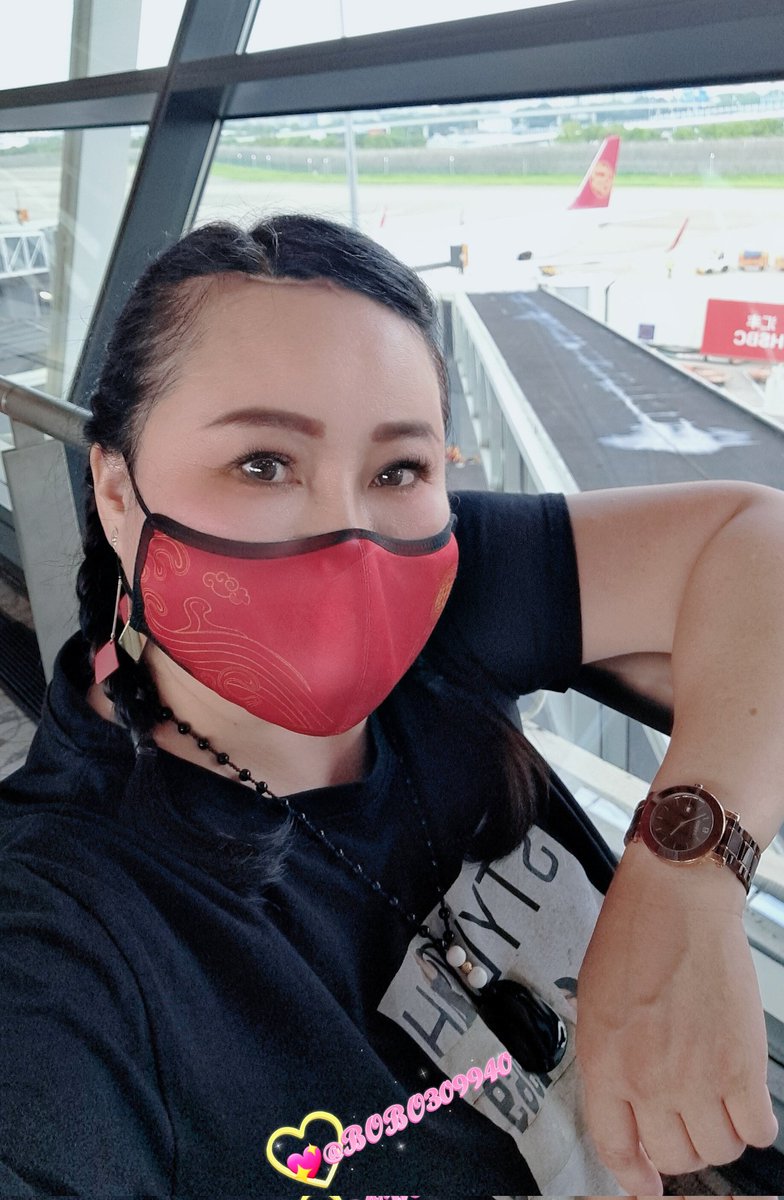 #我回來了～終於結束上海的商業之旅除了談公事就是喝酒🤣🤣🤣
#一下飛機又馬不停蹄趕上台北～終於可以搭高鐵回台中了YA😅😅😅#累到只想躺平睡覺🤣🤣🤣
（#愛心留言+#轉推分享+#跟隨追蹤喔～💕
#大奶
#原味
#離婚熟女
#地方媽媽 https://t.co/dBZFcTptgo