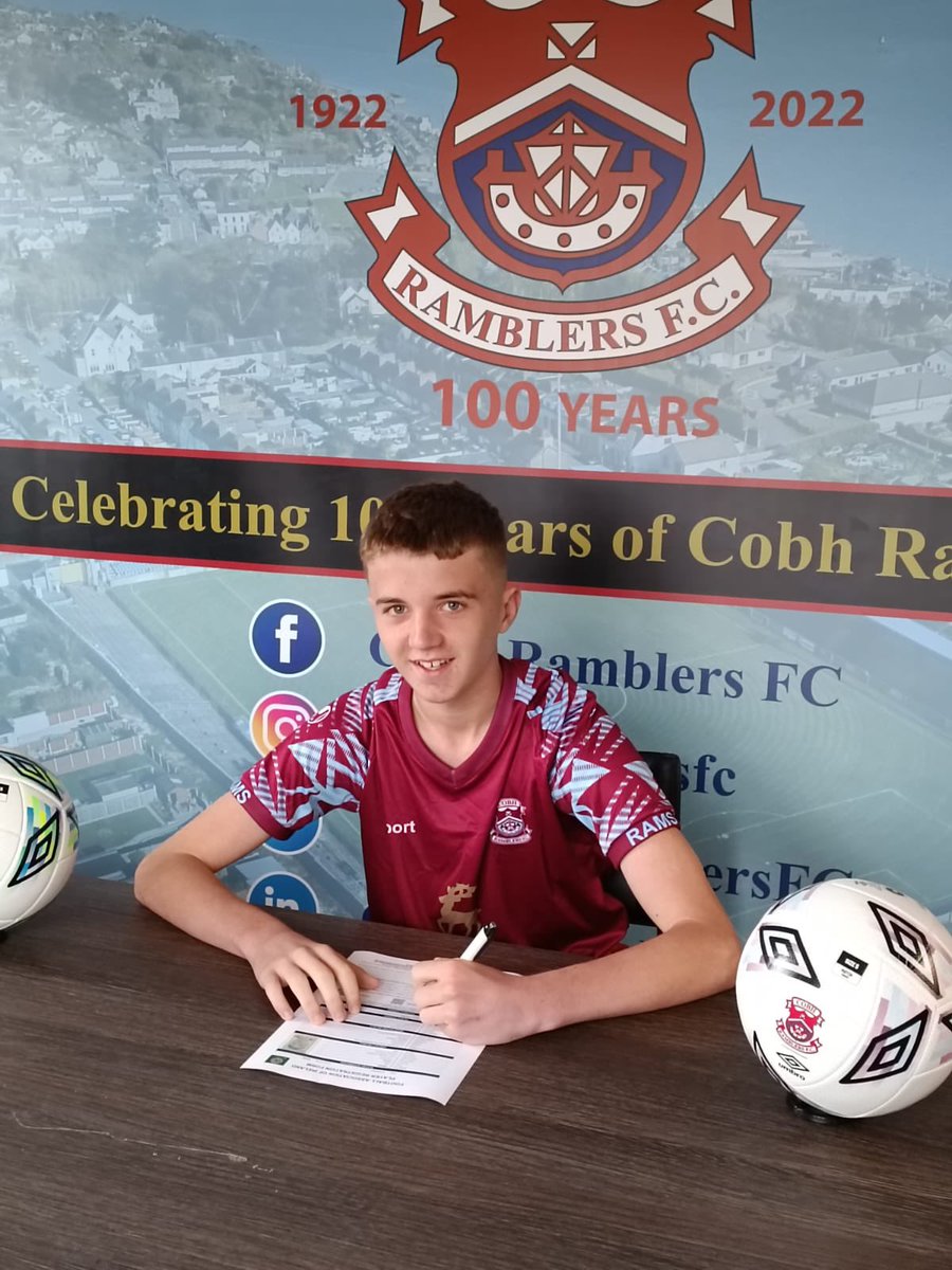 CarrigalineUtd's tweet photo. AND ANOTHER ONE

Congratulations to Lee pardy who is taking the next step in his underage journey as he also signs for cobh ramblers this season. 

Best of luck lee! Do us proud https://t.co/nj79gMP80Q
