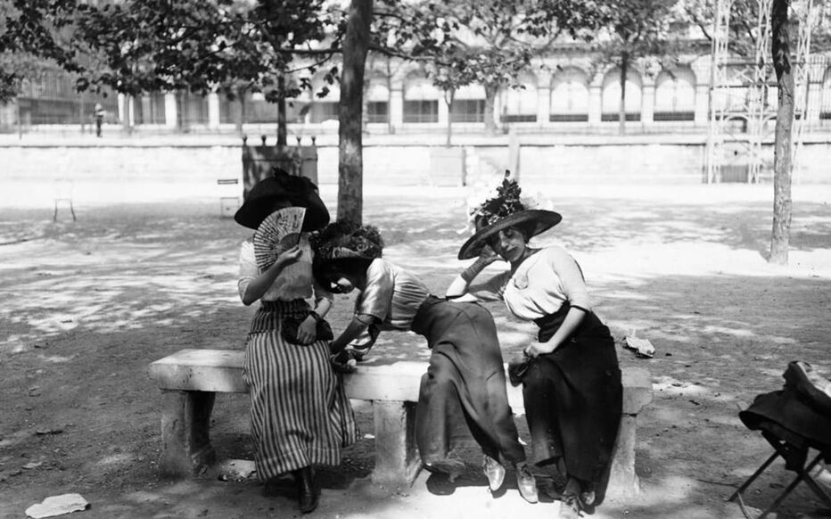 oasis112014's tweet photo. En 1911, Paris suffoquait sous la canicule
Début du 20ème siècle on ne parlait pas de réchauffement climatique
Mais pendant 70 jours de juillet à septembre 1911 la capitale ploie sous le soleil cuisant. Et perd des milliers de bébés
Sans excès de CO2 à l'époque c'était magique ! https://t.co/afXA9nIOGf