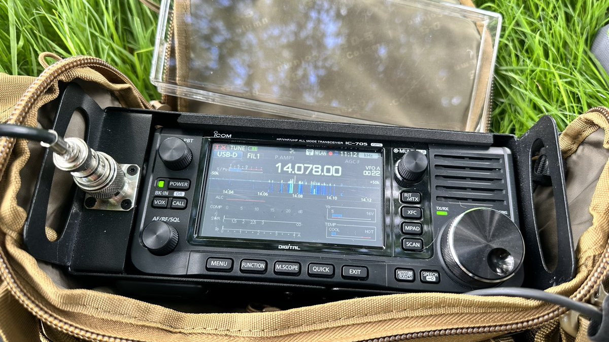 M0IAX's tweet image. Took my @Icom_UK #ic705 for a ride (about 6 miles) and now set up on 20m #js8call nothing fell of despite varied terrain. :-)