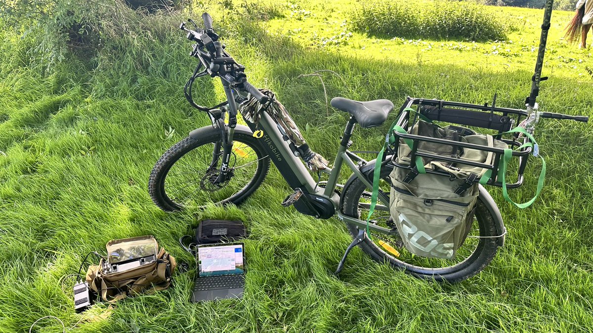 M0IAX's tweet image. Took my @Icom_UK #ic705 for a ride (about 6 miles) and now set up on 20m #js8call nothing fell of despite varied terrain. :-)