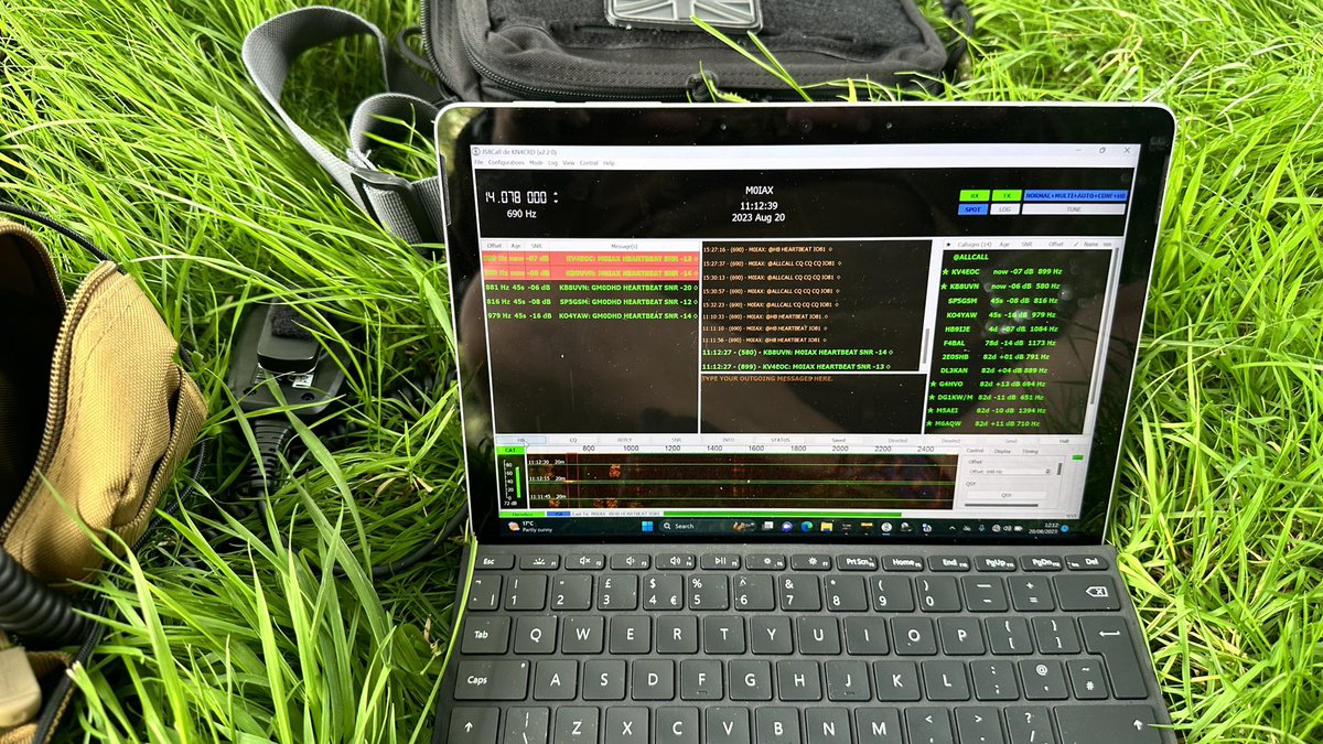 M0IAX's tweet image. Took my @Icom_UK #ic705 for a ride (about 6 miles) and now set up on 20m #js8call nothing fell of despite varied terrain. :-)