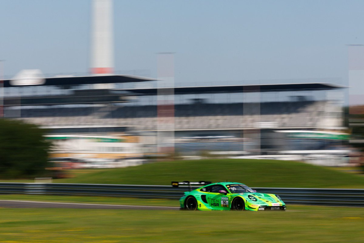 #DTM race 2: standings after 15 minutes⏱️ @Olsen_Dennis made up 5 positions and is now in P7 with the No. 90 car, @ThomasPreining1 defended his fifth place so far