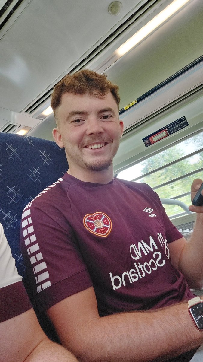 shaunhunter_'s tweet photo. @JamTarts @loveholidays Getting let out for the day https://t.co/k5TohV59HK