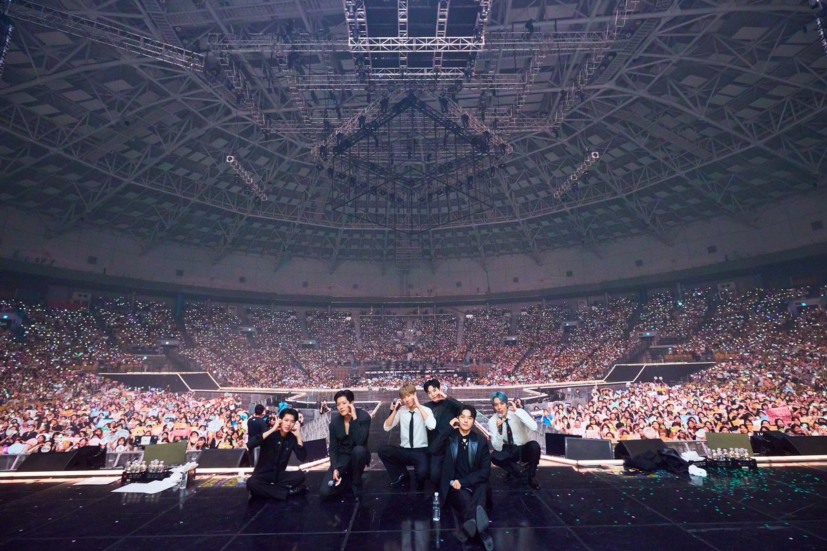 [PHOTO]
　
20230820 @ 2023 INFINITE #CONCERT <#COMEBACK_AGAIN>
　
기억해 230820 그날의 현장,
<COMEBACK AGAIN> 막콘 종료!
　
인피니트 💛 인스피릿
서로에 대한 애정이 흘러넘쳤던 하루 😍
이틀 동안의 여정에 함께해 주신 모든 인스피릿 여러분! 늘 고맙고 소중해🫶
　
#인피니트 #INFINITE