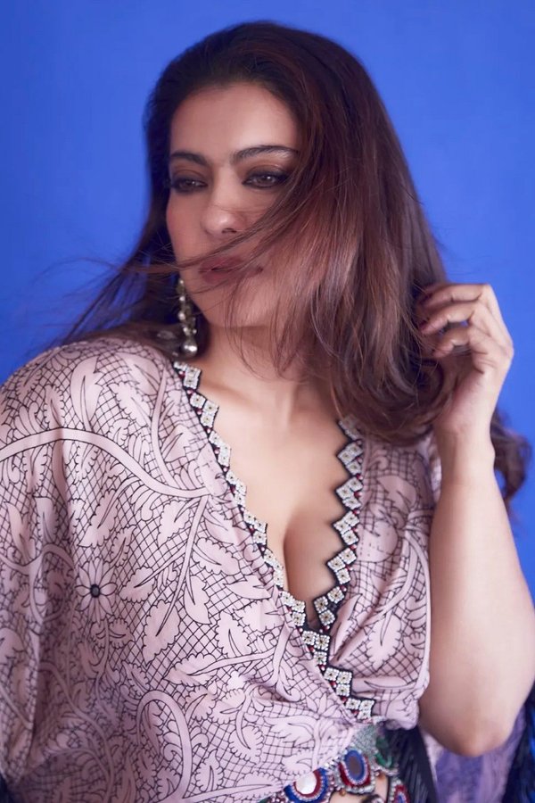 F3-Pv4wbEAAc4tY?format=jpg&name=900x900