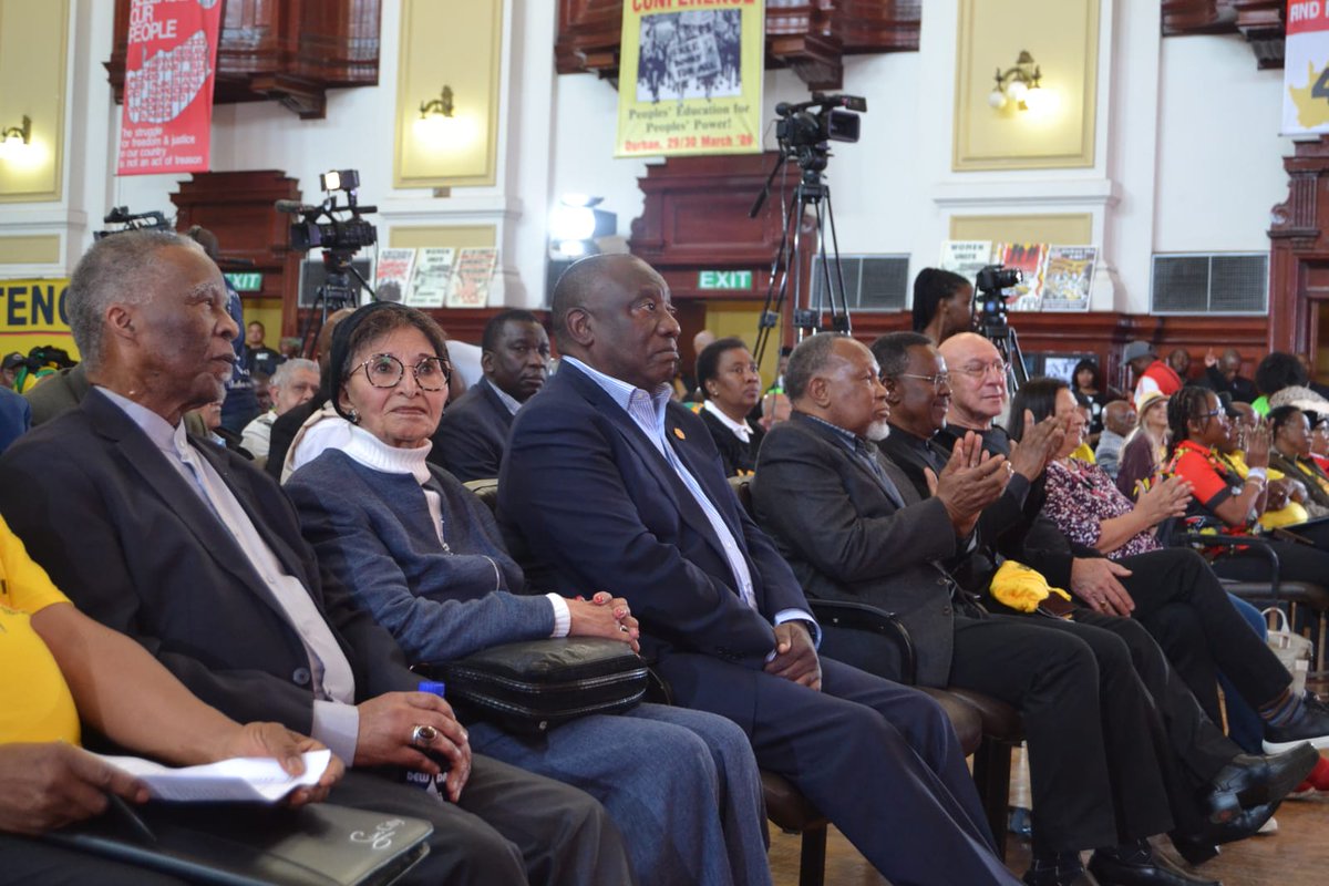 FrontUdf's tweet image. Igniting the spirit of the #UDF of active citizenry for transformation and accountability. #UDF40