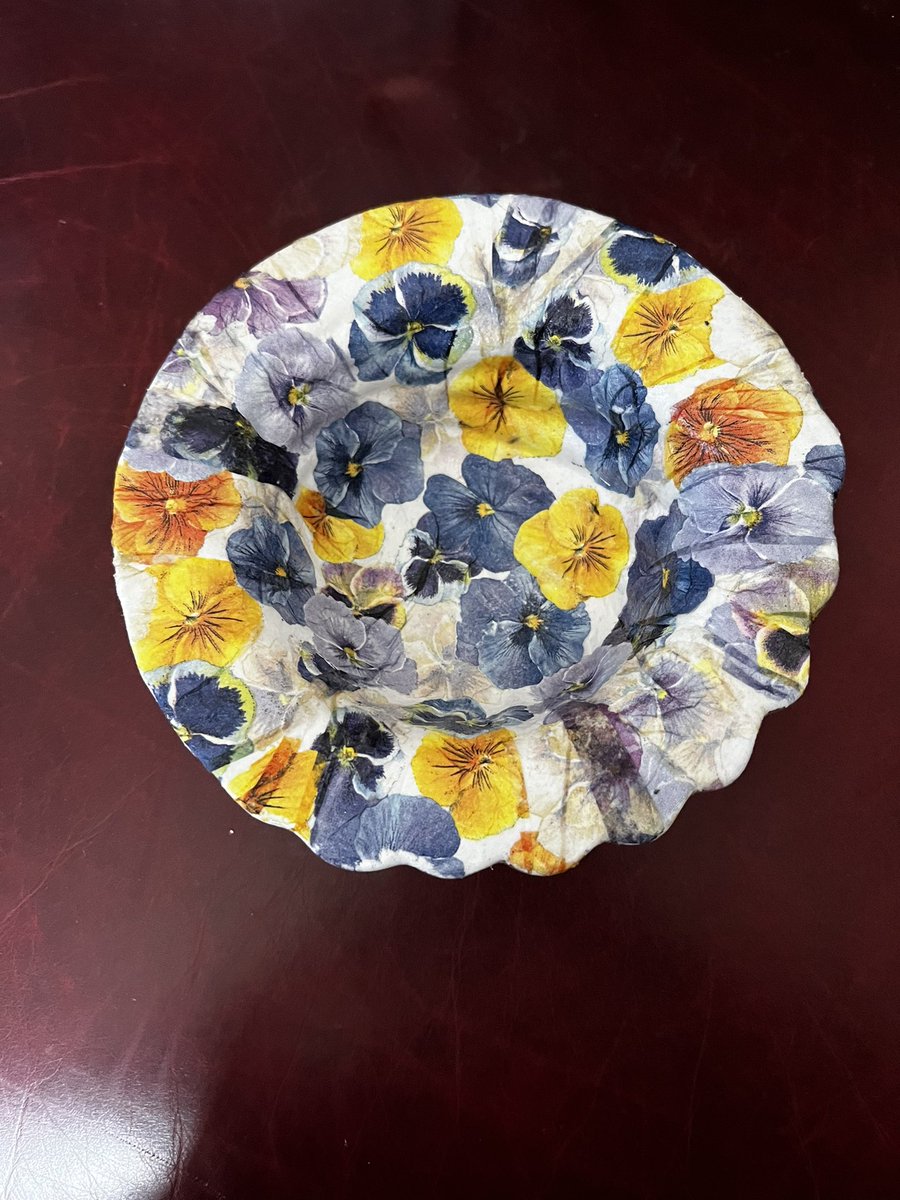 nickymitchell13's tweet photo. Sharing one of my recent makes, both can be purchased in my store, see Bio
#crafts #craftersgonnacraft #craftideas #craftroom #craftastherapy #crafttime #homemaking #homecraft #handmadeuk #handmadecrafts #handmadeisbetter #handmadebyme #handmadebusiness #Plymouth #southwest https://t.co/s81JvAYuWs