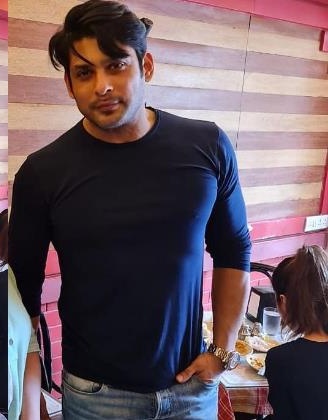 RenuSN_Eternal's tweet photo. This is my happy moments.
My memories of them.
All I wanted was to see them together n happy.

It hs nothing 2do wid ur stupid ego,ur stupid shades, 
ur stupid fd war,ur stupid means to settle score.
so stay the fk out

SIDNAAZ'S MAGICAL AUGUST
@sidharth_shukla @ishehnaaz_gill https://t.co/SLvFVxKDau