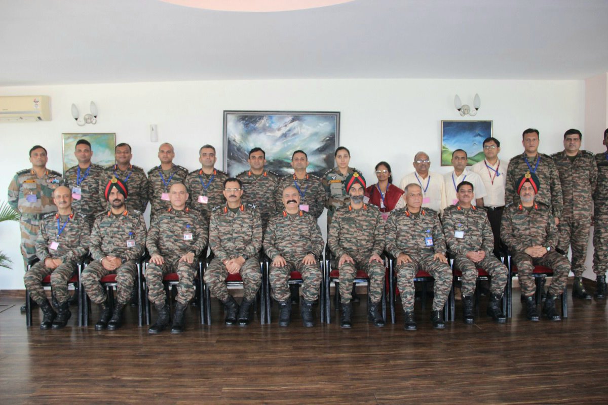 prodefencechan1's tweet photo. #AnnualFlightSafetyConference2023 held at Chandimandir. The conference aimed for in-depth analysis of #trainingprocedures #operationalfocus & #maintenanceaspects for overall enhancement of flying operations within the realms of flight safety.
#MissionFirstSafetyAlways
@adgpi https://t.co/ociKFfz44M