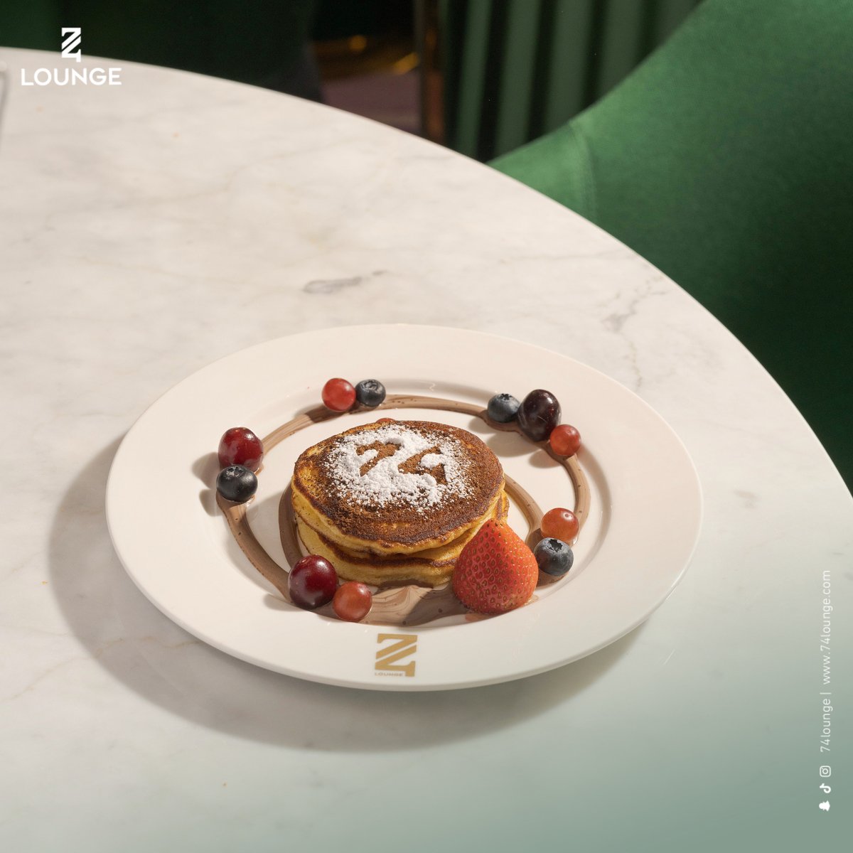 74Lounge_sa's tweet photo. Indulge in the pinnacle of pancake perfection with our 74 signature pancakes✨ 
They're as light as a cloud, and their exquisite taste will leave you craving for more🤤
#74lounge https://t.co/cKbLZeCEFn