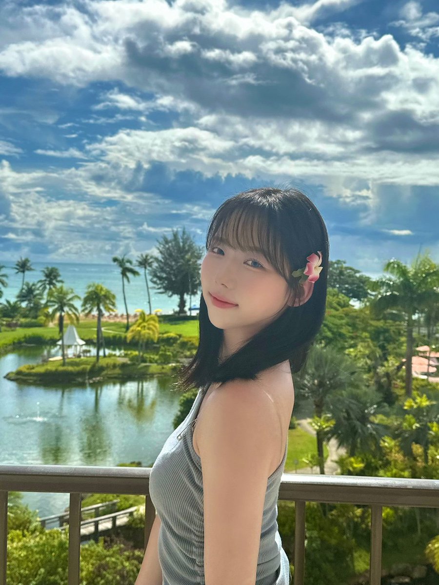 CLAXy_official's tweet photo. Summer is good
#CLAXy #HYEJU https://t.co/gY8hFWe9ig