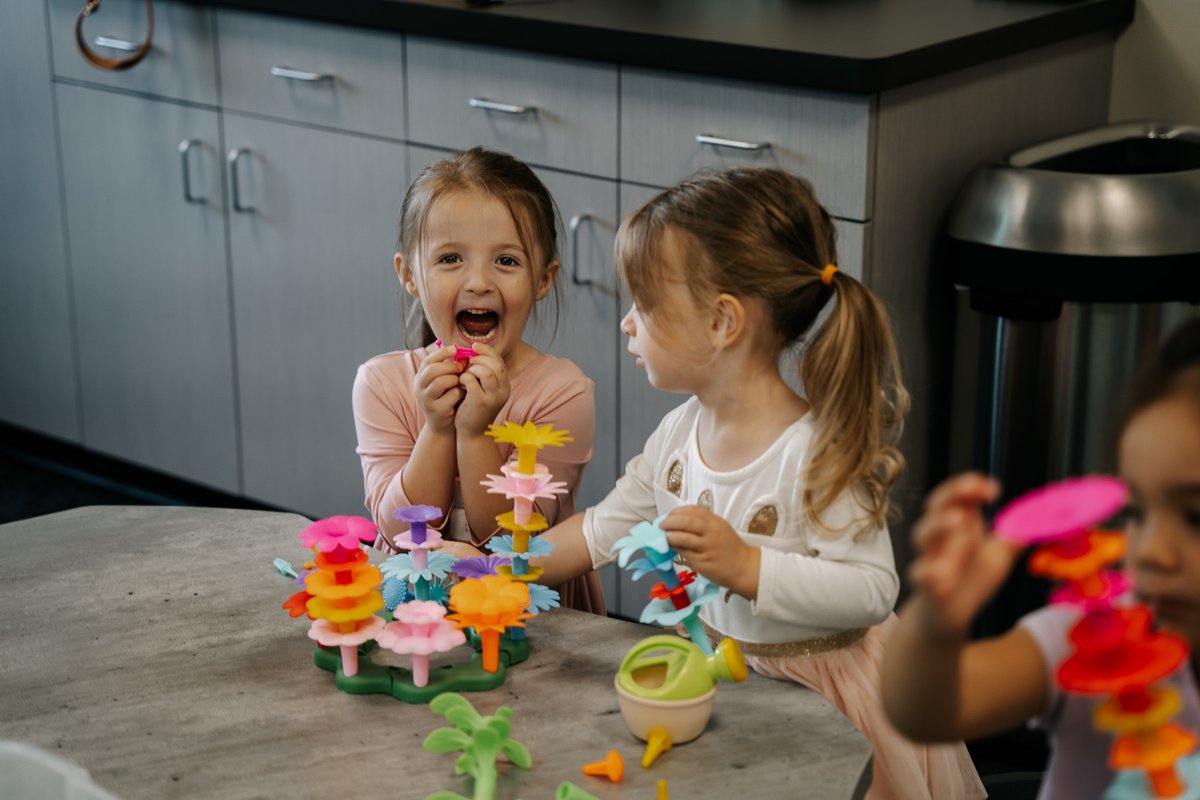 Lakeland Community Church tweet media