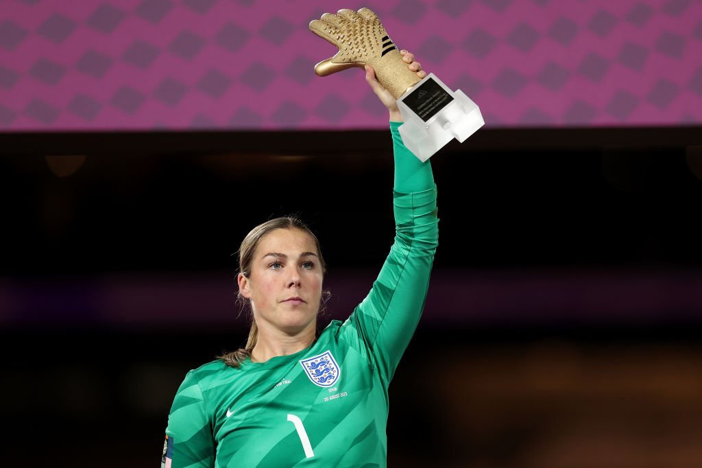 onlyoneutdclub's tweet image. Mary Earps has won the #FIFAWWC Golden Glove award! 

Proud of you, Mary ❤️