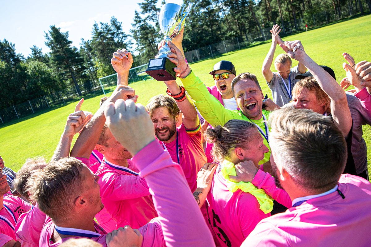 SexyPoxyt's tweet image. Ei kautta ilman kannua! Kiitos Boxit 🩷🏆

#SexyPöxyt #Pöxyt #Boxit #M35