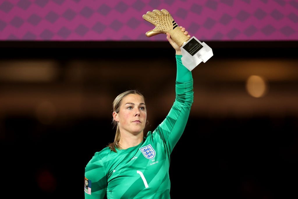 Mary Earps - World Cup Golden Glove Winner🔥

The worlds best and she's ours🤩

PUT HER SHIRTS ON SALE. 

#ENG #MUWomen