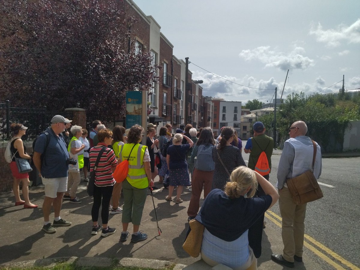 D8 Green Bridge Forum (@dublingreening) on Twitter photo A great turn out and wonderful sunshine! Continuing our journey for the Walk & Talk, part of the <a href="/IMMAIreland/">IMMA</a> Outdoors programme!
<a href="/CommonGroundDub/">Common Ground in The Lodge</a>
<a href="/WatersProgramme/">Local Authority Waters Programme</a> A great turn out and wonderful sunshine! Continuing our journey for the Walk & Talk, part of the <a href="/IMMAIreland/">IMMA</a> Outdoors programme!
<a href="/CommonGroundDub/">Common Ground in The Lodge</a>
<a href="/WatersProgramme/">Local Authority Waters Programme</a>