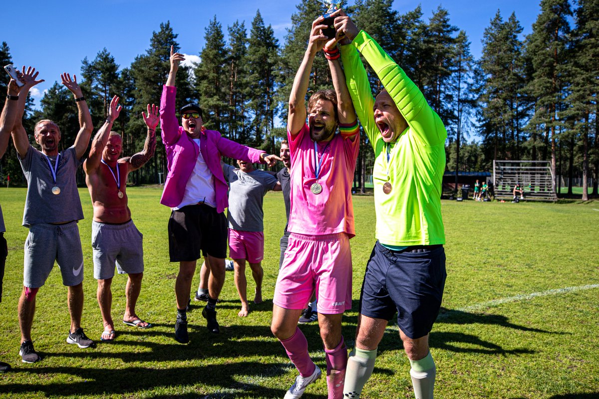 SexyPoxyt's tweet image. Ei kautta ilman kannua! Kiitos Boxit 🩷🏆

#SexyPöxyt #Pöxyt #Boxit #M35