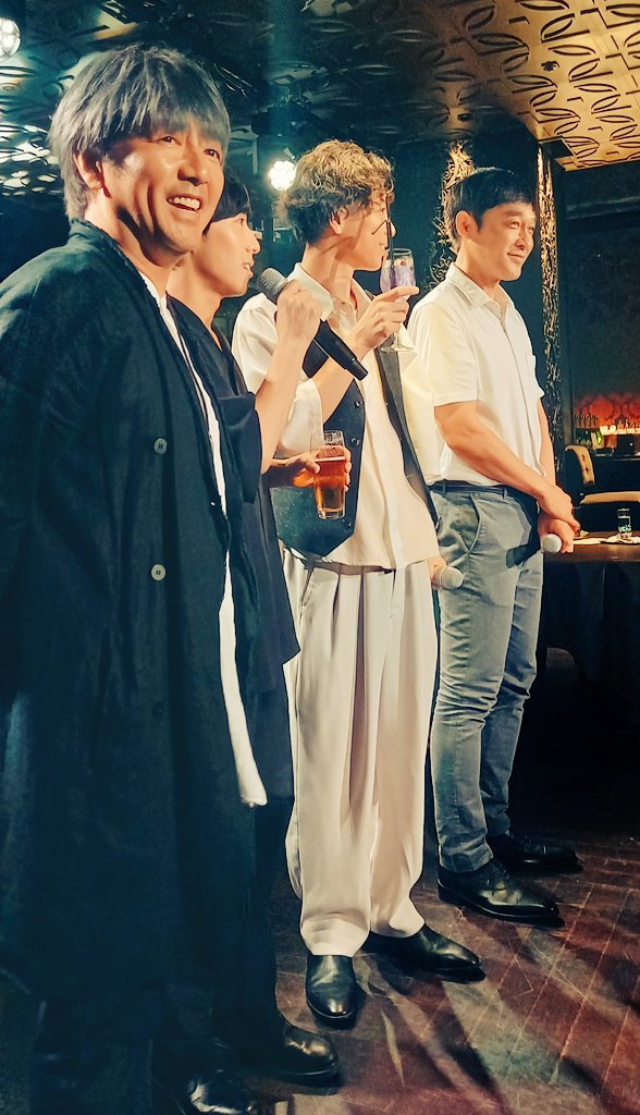 mana_2ndstage's tweet photo. 本日は饗宴『深海のカンパネルラ』に乗船してきました～！以前朗読劇で心打たれたこの脚本、推しさんが演じてくださって本当に最高に嬉しかった…！アフトの写真撮影ショットお裾分けです。千秋楽まで頑張ってください！
#饗宴カンパネルラ https://t.co/axugUXQPPC