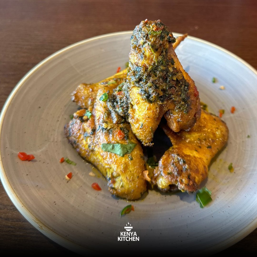 KenyaKitchen1's tweet image. Thoughtfully prepped platter just for your brunch meal! #garlicchicken is a must bite, our favourite #quickbite 

Discover more (Reservations / Takeout / Enquiries):
📞 07729 204441
📲07563361381
💻 kenyakitchen.co.uk

#sunday #weekend #dineout #brunch