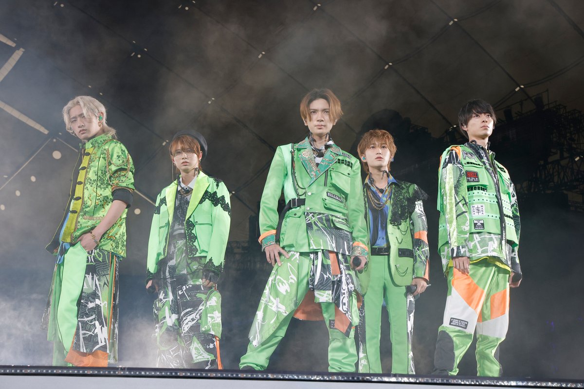 oricon's tweet photo. ��ャニーズJr.、23年ぶり東西ドーム公演で20万人動員✨
6歳～28歳まで200人が集結❕🕺
🔻コンサートの様子���セットリストはコチラ🎤
https://t.co/Cl4iHjao71

#ジャニーズJr #関西ジャニーズJr #わっしょいCAMP https://t.co/qL3DIsWHt9