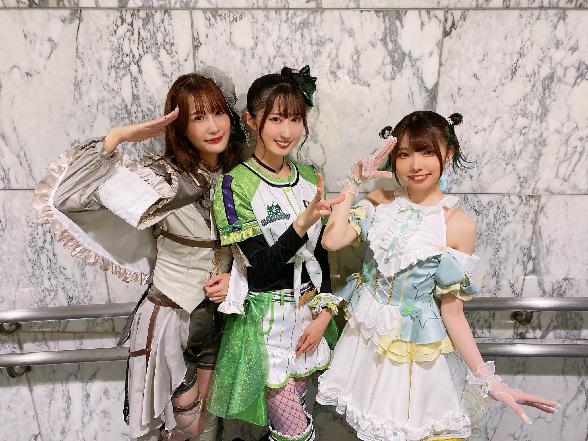 峯田茉優　等身大タペストリー 峯田茉優 等身大 タペストリー（峯田茉優 等身大 タペストリー）