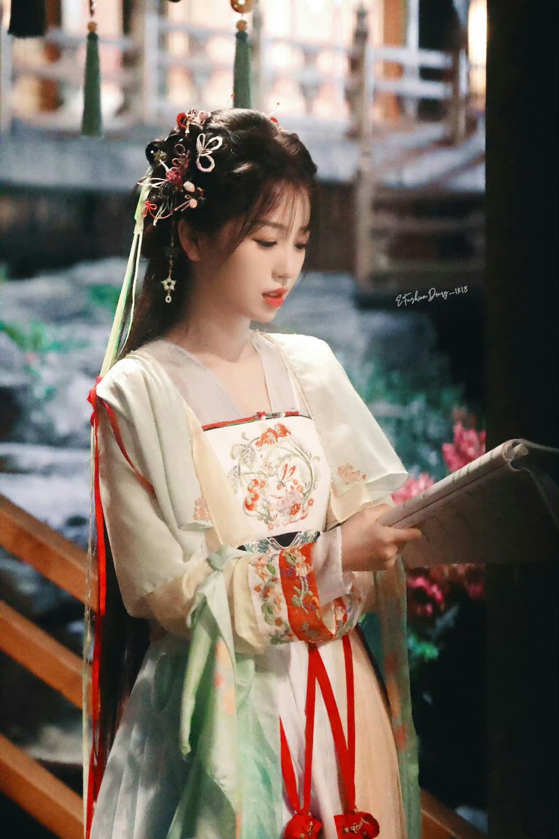 YuChou3118's tweet photo. #nuoiaccmuaCa 
Hế nhô cả nhà yêu của em, nuôi acc làm số liệu thoai🤣 https://t.co/Mb6rq5vQec