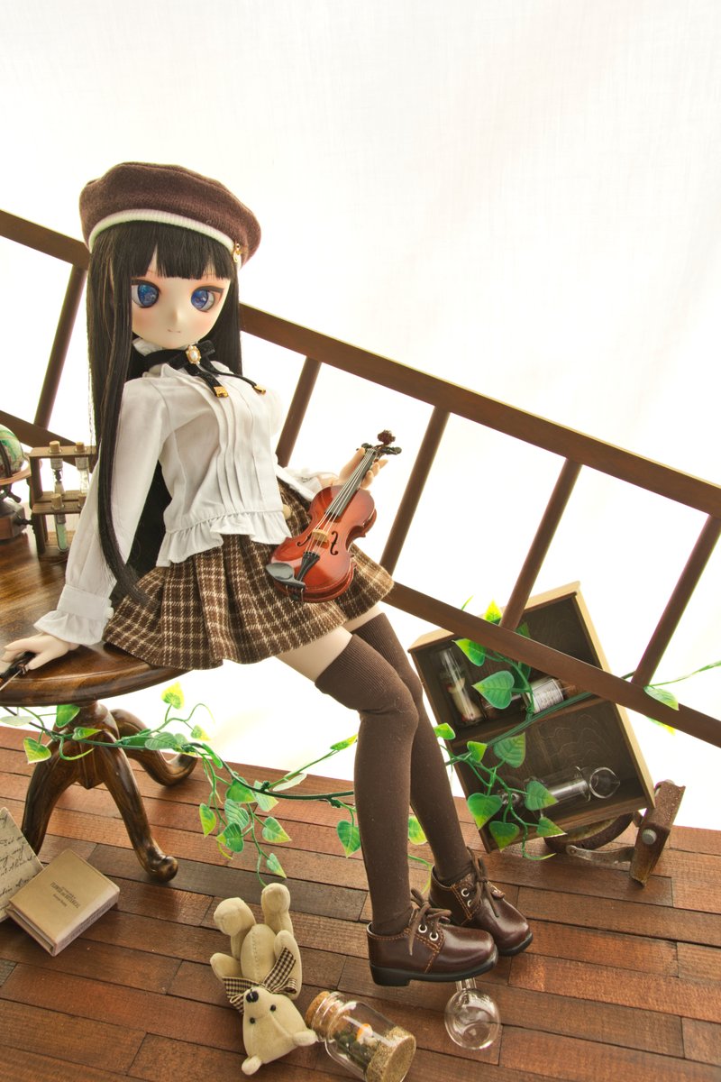 kitamaculata's tweet photo. ヴィオロン。

#みつろまっこ #MitsuRoma #doll #dollphotography https://t.co/lCXcIe4mp1