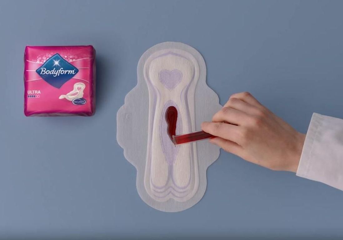 🇺🇸🩸 FLASH | Des chercheurs en gynécologie à #Portland ont utilisé pour la première fois du vrai sang afin de tester les protections hygiéniques, après avoir toujours préféré l’eau ou le sérum physiologique.